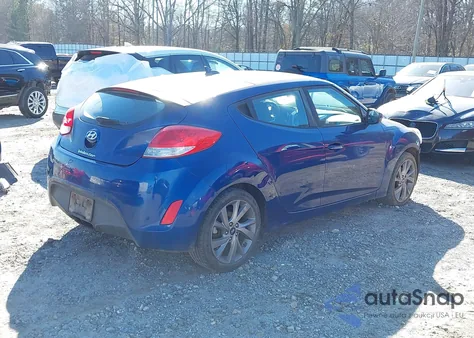 2017 Hyundai Veloster z USA, uszkodzony, nr VIN KMHTC6AD8HU310244